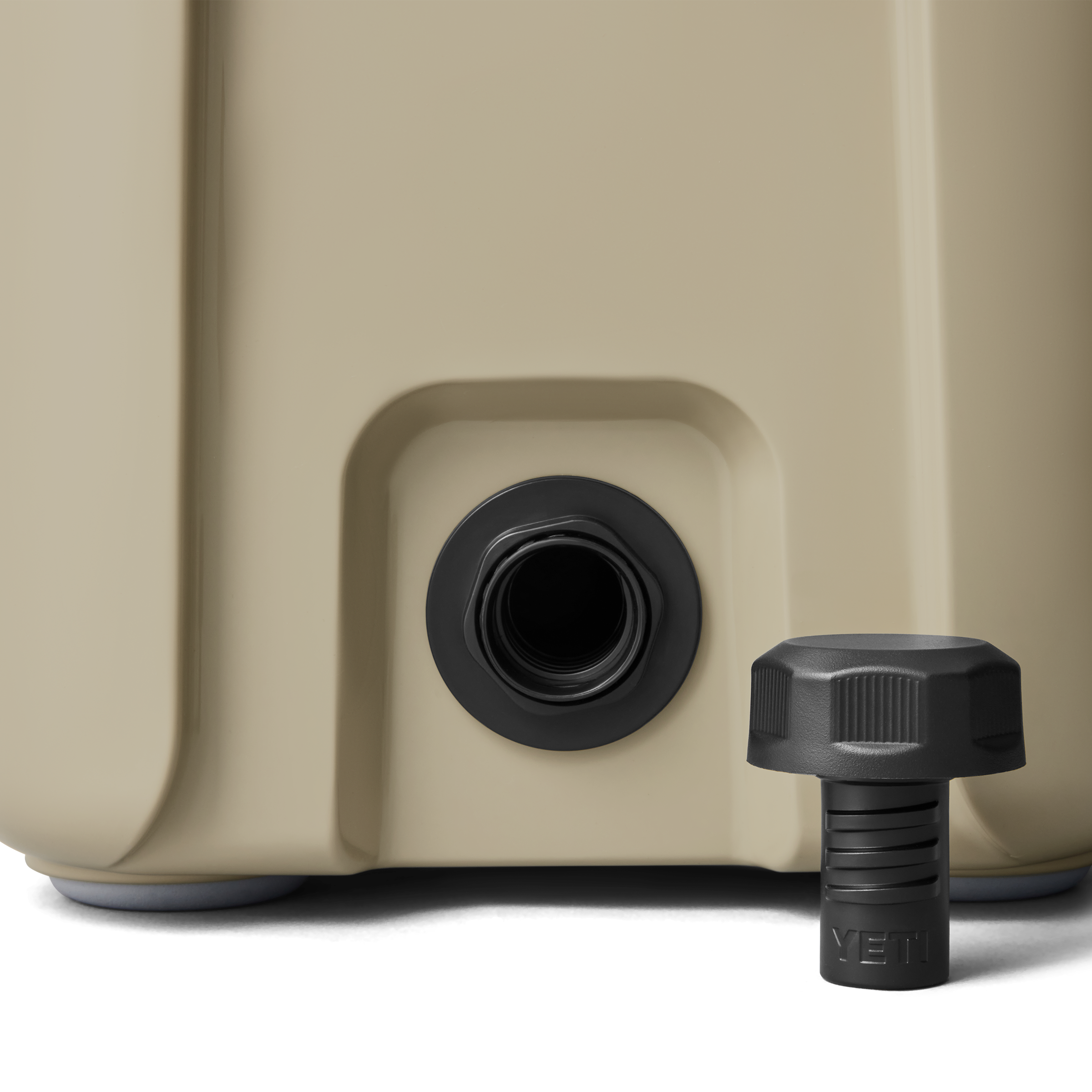 Roadie® 15 Cool Box - Image 8